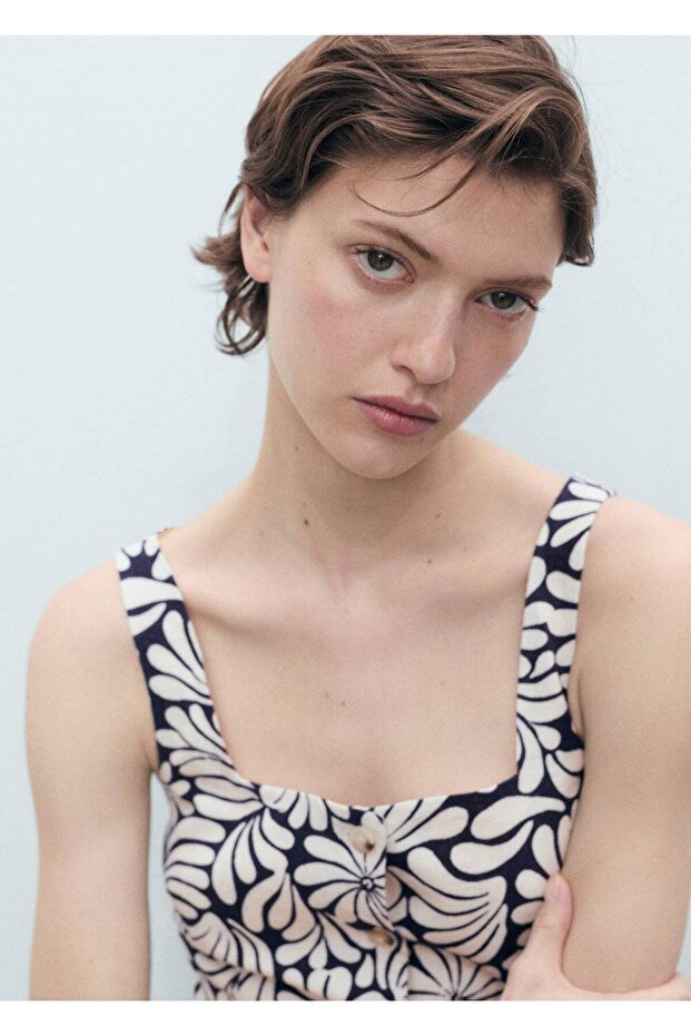 Figurbetonte Leinenbluse mit Blumenmuster - 7