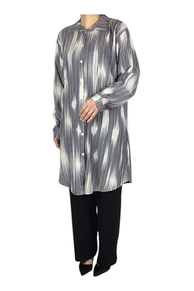 Women's Button Front Collar Shirt with Sleeve Cuffs