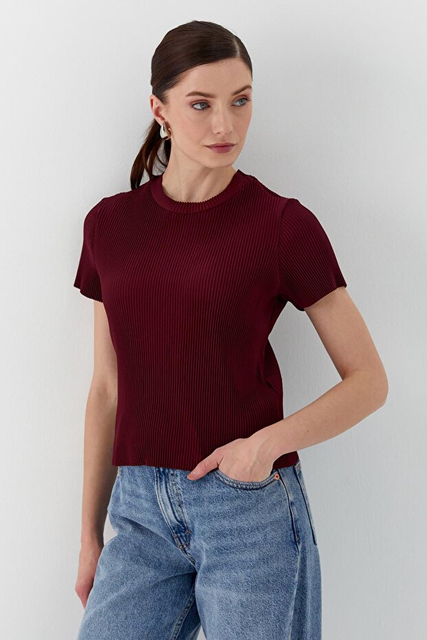 Pleated blouse bordo