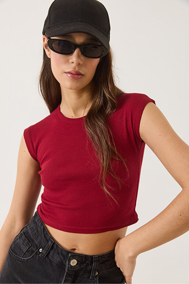 Women's Burgundy Crew Neck Short Sleeve Basic Camisole Crop Top T-Shirt 60602044