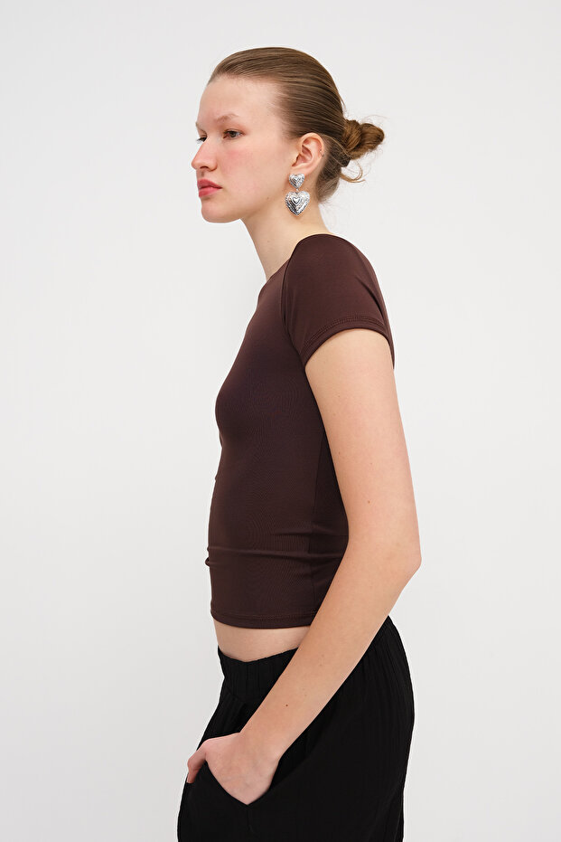 Μπλουζάκι με λαιμόκοψη Basic P0268 - 4
