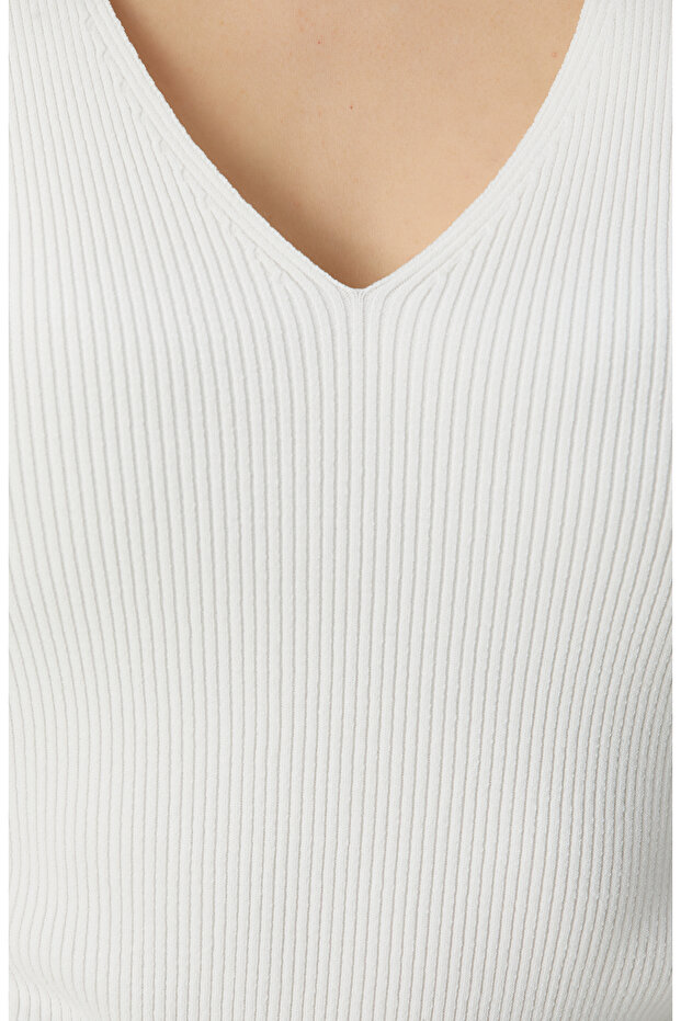 Kırık Beyaz Triko Atlet - 6