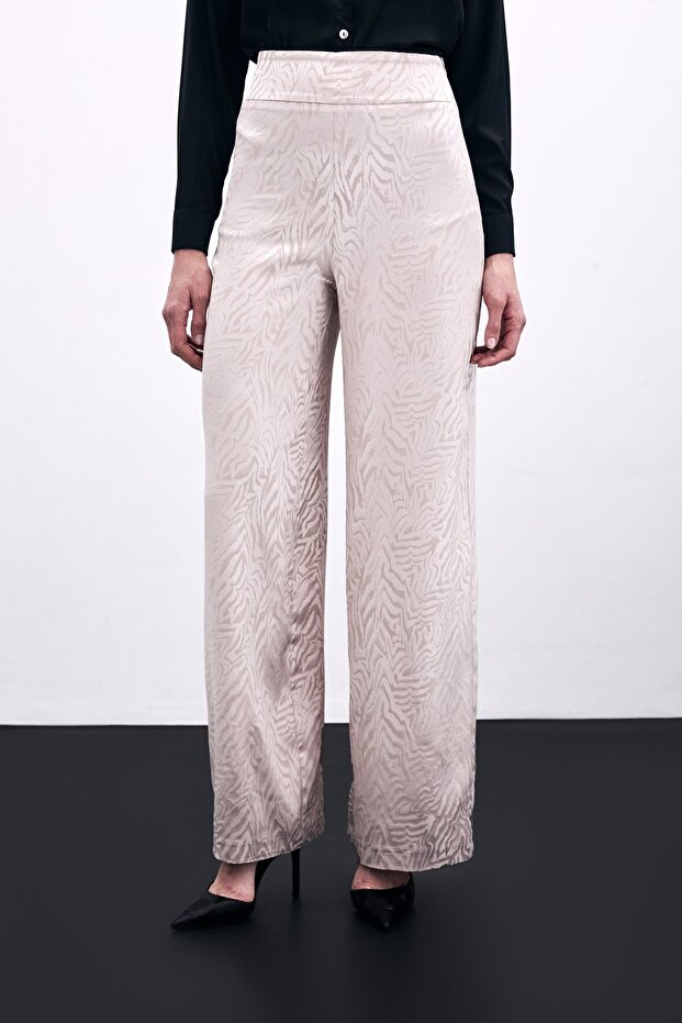 بنطال منقوش حمار وحشي - بودرة - 5