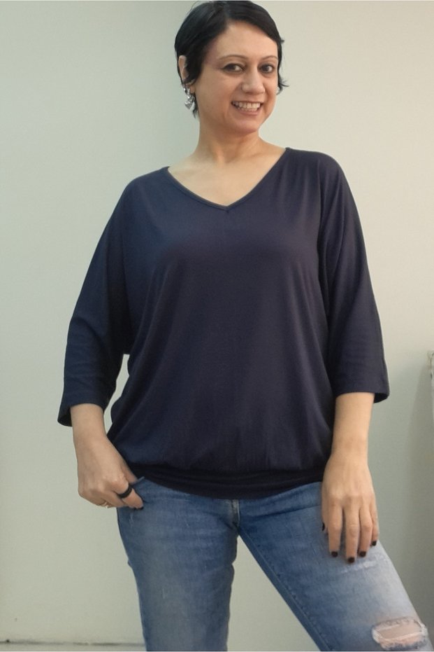 Navy Blue Skirt Cuffed V-Neck Bat Sleeve Three-Quarter Sleeve Combed Viscose T-Shirt