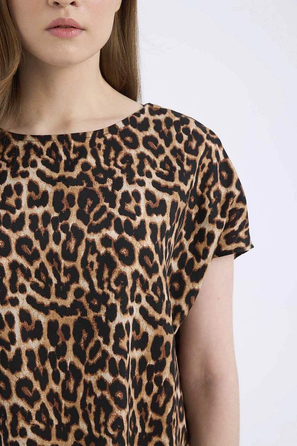 Regular Fit Leopar Desenli Bisiklet Yaka Kısa Kollu Bluz E7038ax25sp - 5