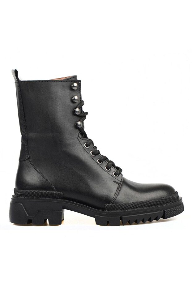 Women's Black Lace-up Boots (Army)