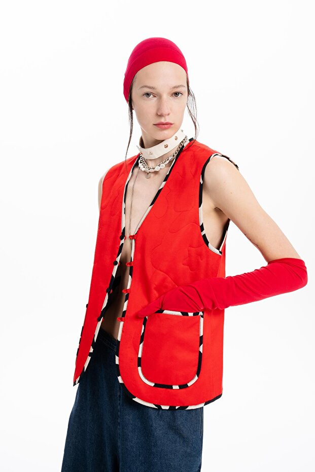 سترة مبطنة منقوشة على الوجهين - 4