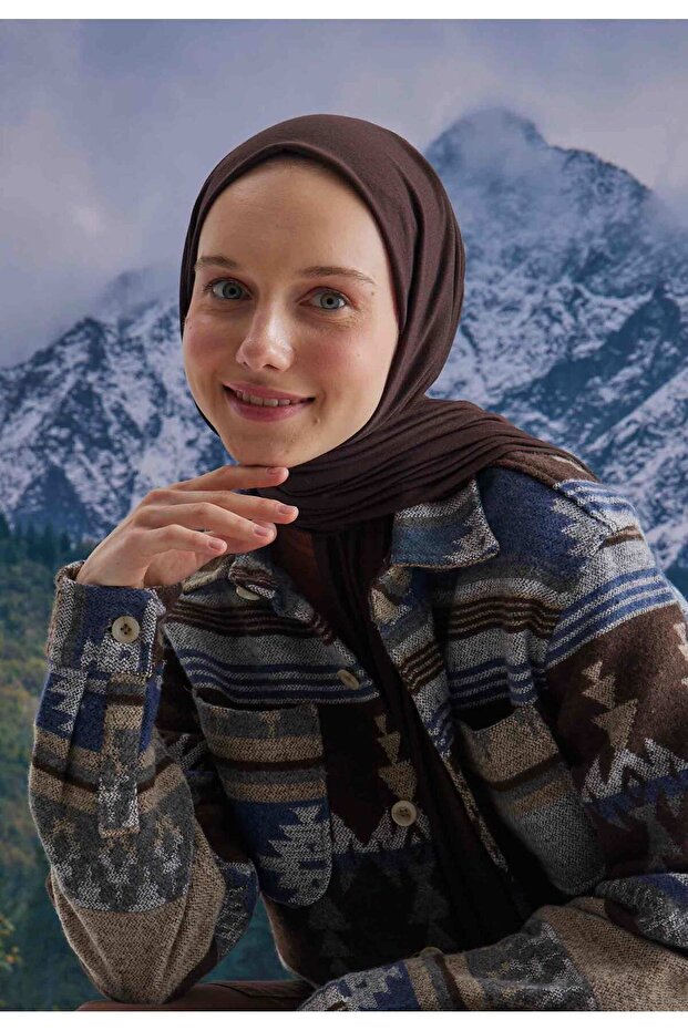 شال ممشط باللون الكاكاو - 2