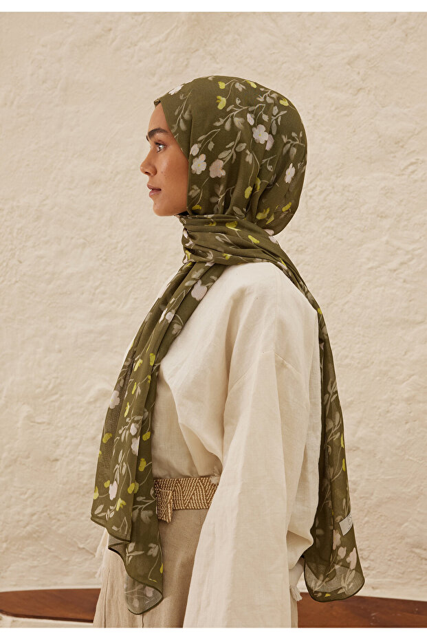 شال رامي منقوش بالزهور الناعمة - 4