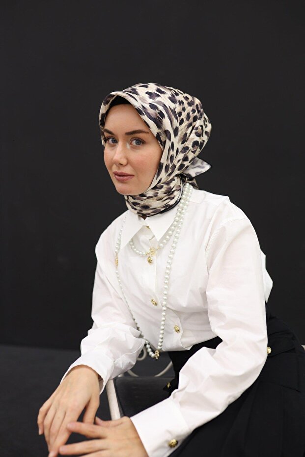وشاح حريري Twill 11451-12