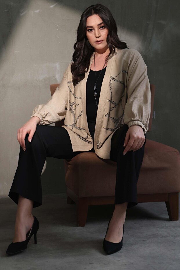 Trend42plus سترة المنك المطبوعة بحجر أمامي مقاس كبير - 4