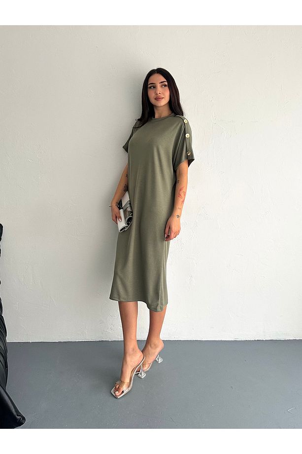 SÜS DÜĞME DETAYLI YUMUŞAK DOKU MODAL KUMAŞ ELBİSE - 4