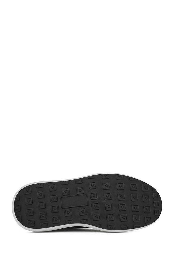 Erkek Siyah Bağcıklı Kalın Tabanlı Deri Sneaker 25SFD641618 - 4