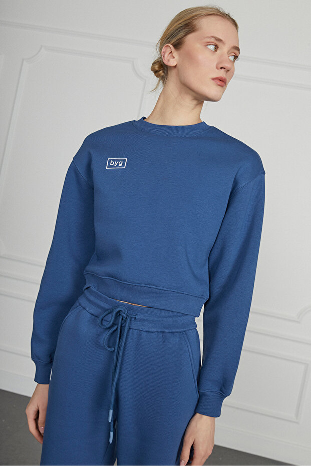 Basic Crop Sweatshirt - 4