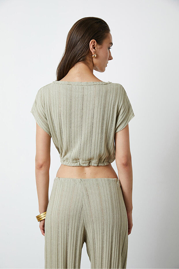 Kayık Yaka Crop Bluz - 5