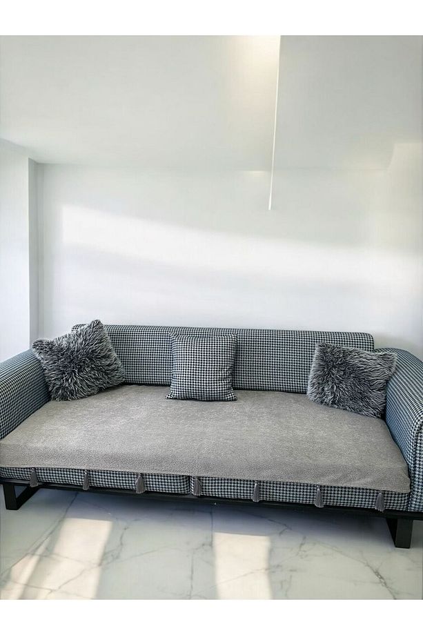 Pati Dostu Koltuk Örtüsü Döşemelik Kumaş Püsküllü Kaymaz Sırt Ve Oturma Yerini Kaplar 140x200 Cm - 4