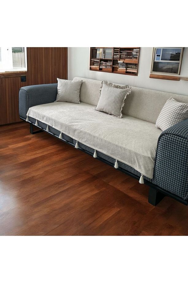 Pati Dostu Koltuk Örtüsü Döşemelik Kumaş Püsküllü Kaymaz Sırt Ve Oturma Yerini Kaplar 140x200 Cm - 5