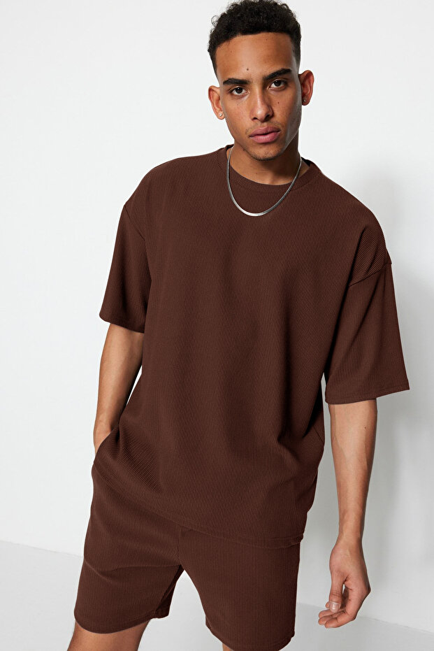 Kahverengi Oversize/Geniş Kesim Dokulu Ottoman T-Shirt TMNSS23TS00081 - 1