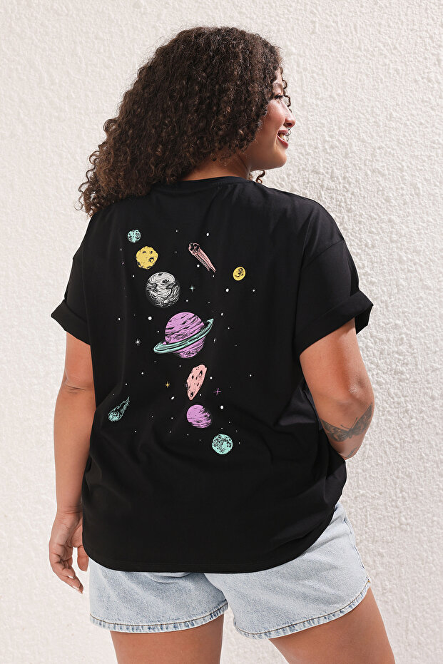 Siyah Galaksi Baskılı Oversize Fit Büyük Beden T-shirt TBBSS25BF00070 - 4
