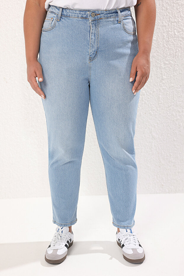 Açık Mavi Yüksek Bel Comfort/Orta Esnek Mom Fit Büyük Beden Jeans TBBSS25CJ00004 - 6