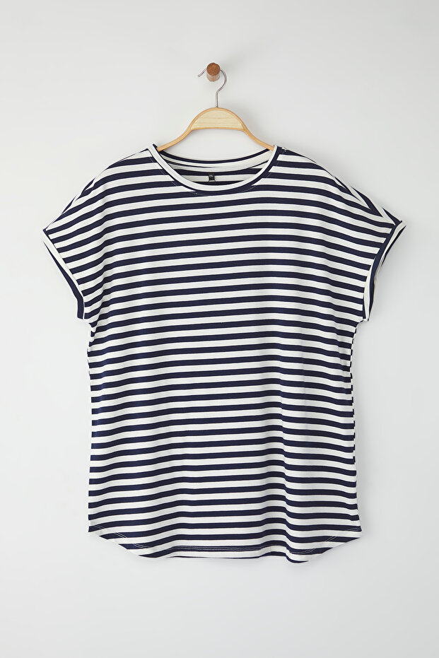 Çok Renkli Çizgili Uzun Boy Büyük Beden T-shirt TBBSS25BF00074 - 5