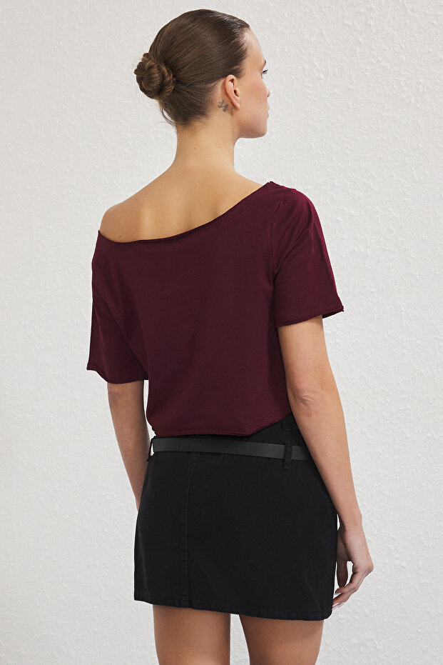 Antrasit-Bordo 2'li Paket %100 Pamuk Asimetrik Kayık Yaka Crop Örme T-Shirt TWOSS25TS00194 - 6