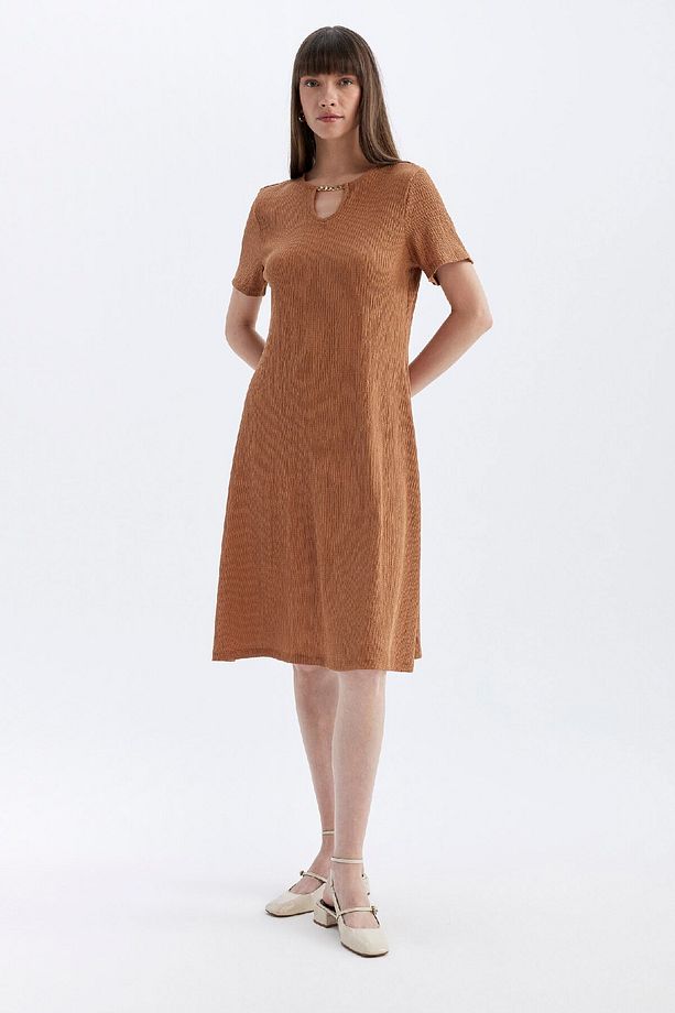 Regular Fit Bisiklet Yaka Bürümcük Kısa Kollu Midi Elbise D3834ax24sm - 3