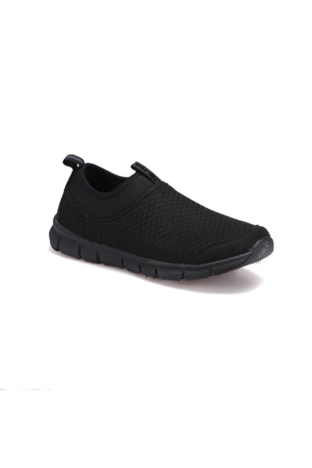 Voten Women's Black Walking Shoes
