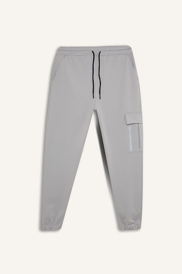 DeFactoFit Sporcu Jogger Eşofman Altı Standart Fit Üç Cepli Beli Bağcıklı Lastikli Paça D3741AX24WN - 1