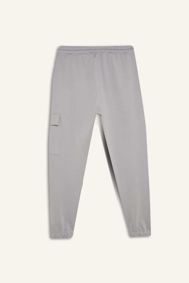 DeFactoFit Sporcu Jogger Eşofman Altı Standart Fit Üç Cepli Beli Bağcıklı Lastikli Paça D3741AX24WN - 4
