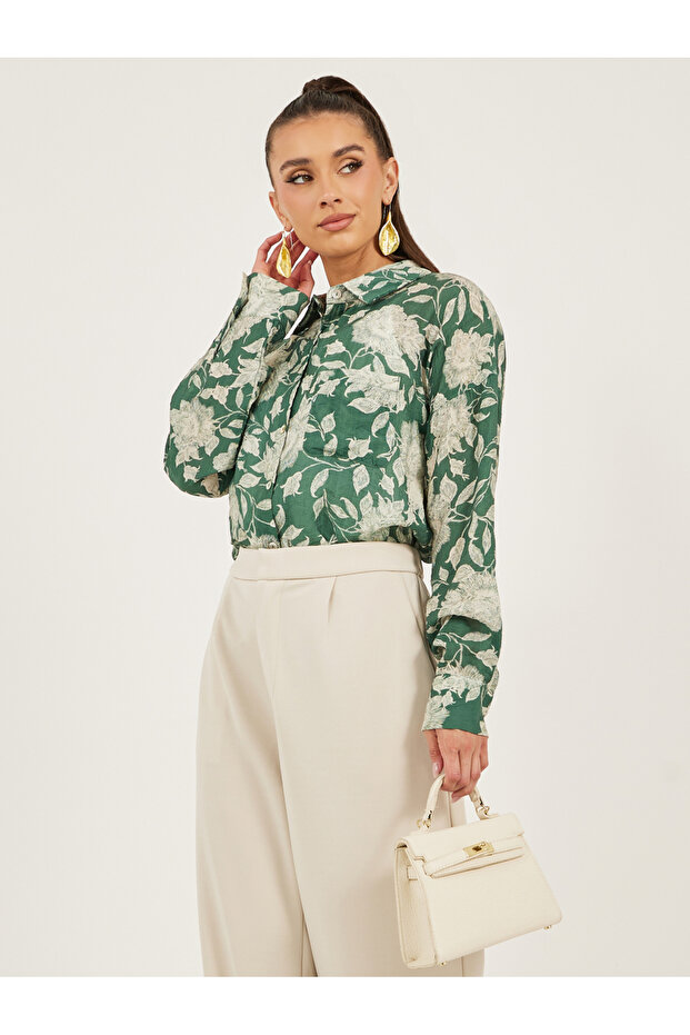 Floral Print Spread Collar Oversized Shirt