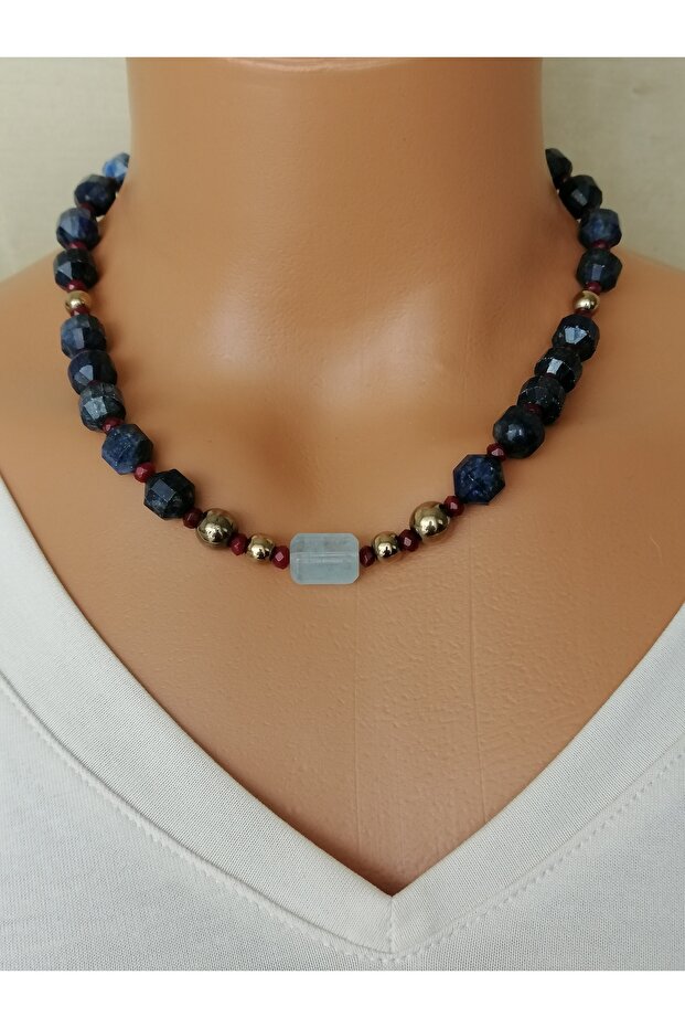 Doğal taş kolye,küpe;Lapis lazuli,Lal garnet,Akuamarin ve hematit taşları ile tasaralanmıştır. - 1