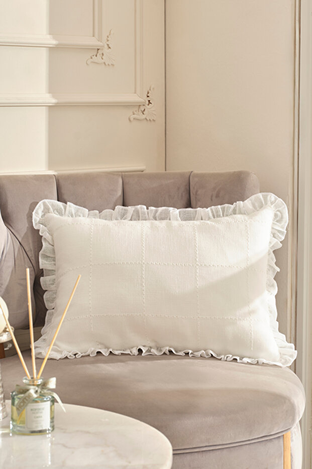 Lalisa Pillow with Filling 35X50 cm White