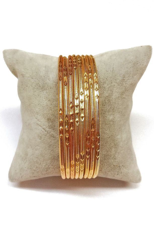 Desenli Çelik Gold Ajda Bilezik Seti (3'LÜ) 6,5 çap 22 cm. Tek Ebat - 3