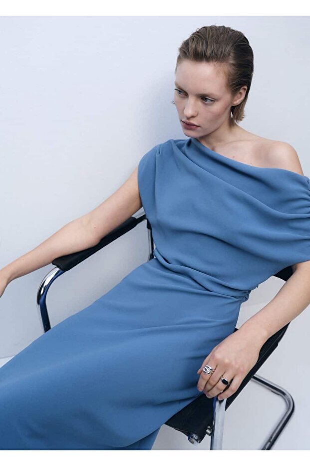 Asimetrik yaka midi elbise - 8