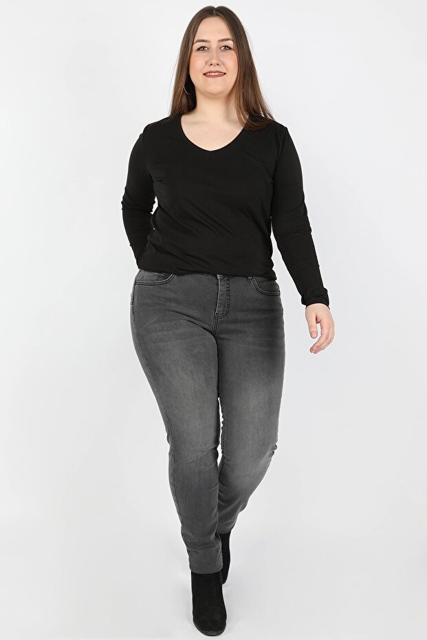 Gray Plus Size Jeans - Women