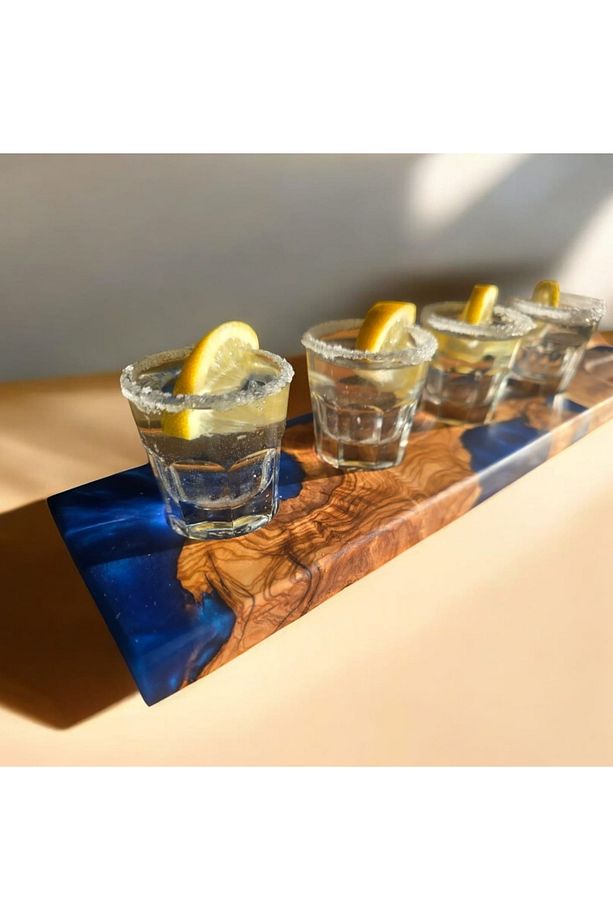 Zeytin Ağacı ahşap Epoksi Tekila Parti sunum tepsisi stand ( 4 adet shot bardak dahil ) - 2