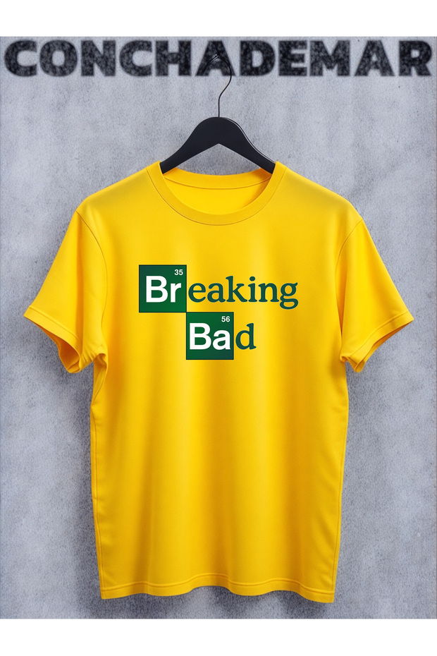 تي شيرت كبير الحجم مطبوع عليه Breaking Bad