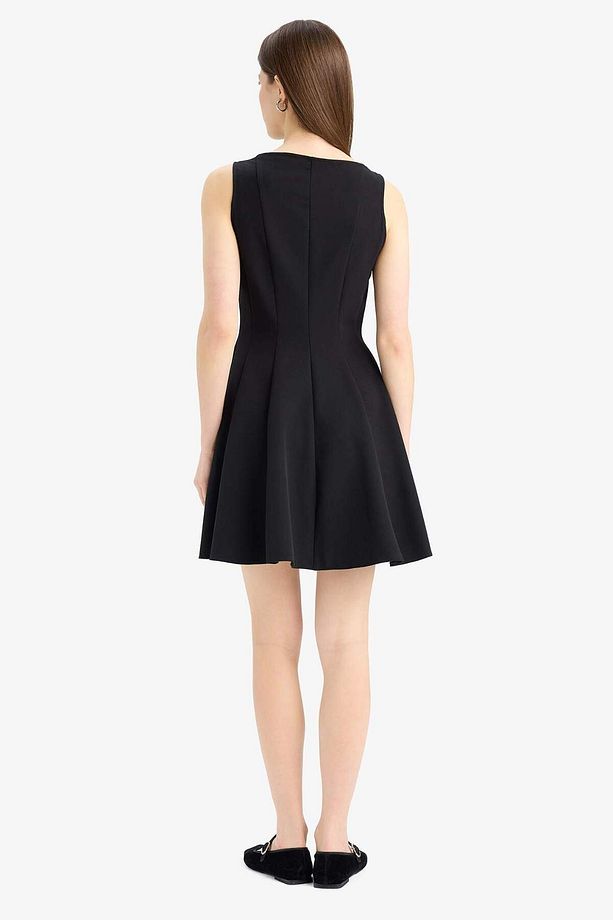 Kayık Yaka Basic Düz Kolsuz Mini Elbise F0205AX25SP - 7