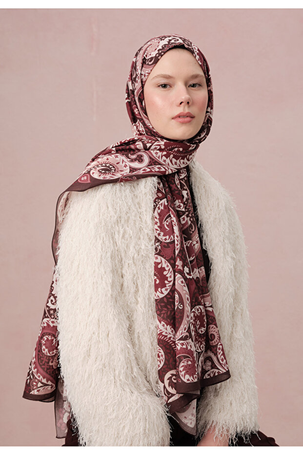 شال بنمط أسينات باللون الفوشيا - 5