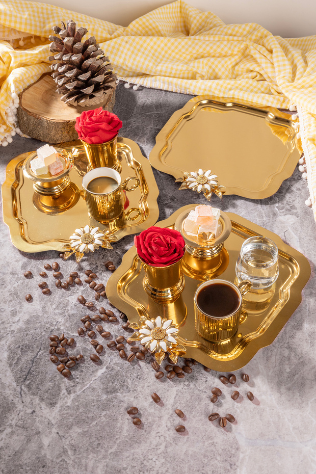 3-Piece Luxury Gold Tray White Daisy Flower Model Stainless Steel Tea, Coffee, Serving Presentation Tray