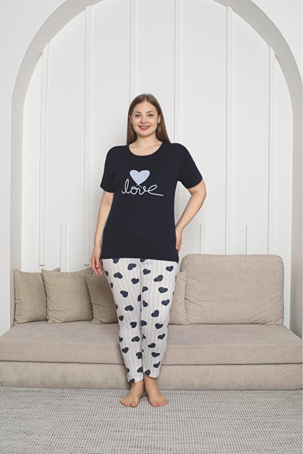With Heart Plus Size Oversize Women's Summer Short Sleeve Pajamas Set, You Can Choose 1 Size Larger.