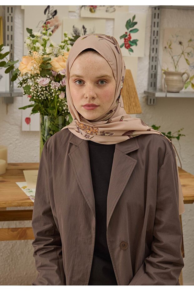 شال منقوش بالخرز - لون السلمون - 2