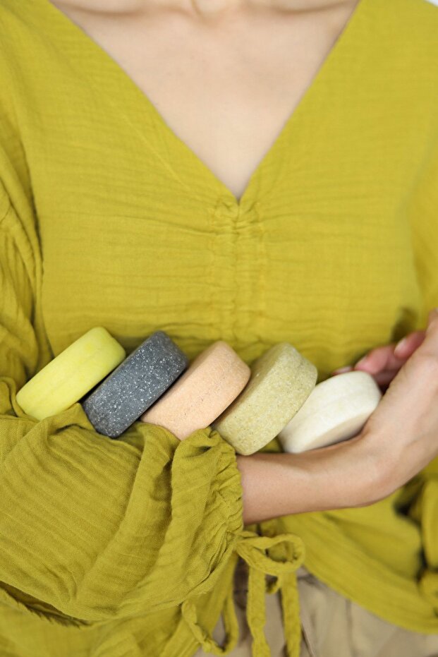 Turmeric Solid - Baboon Dandruff Shampoo - 3