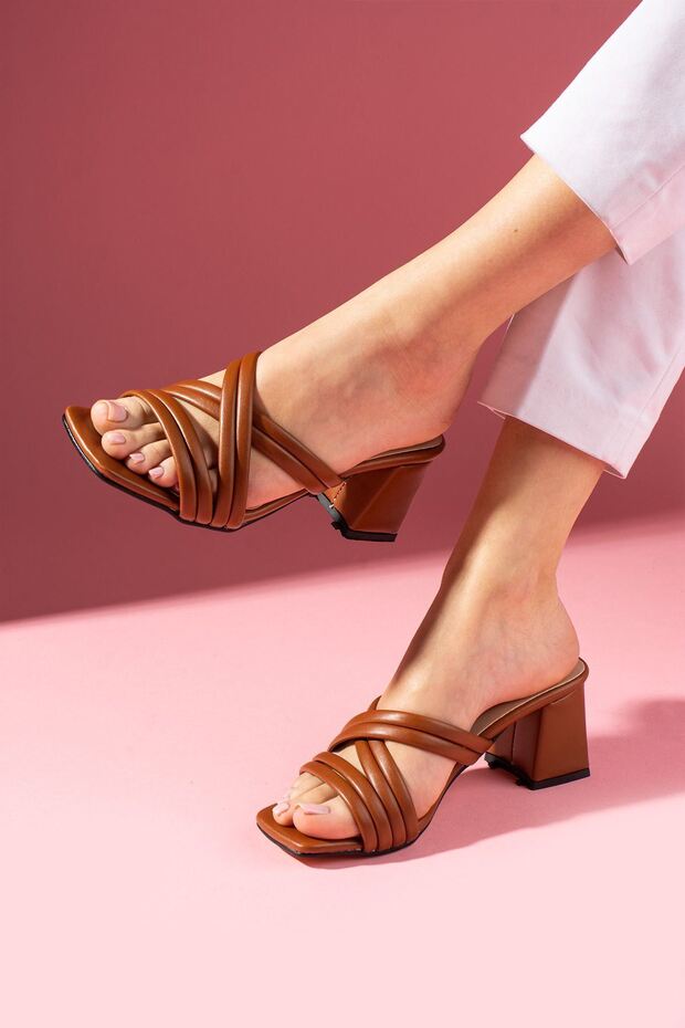 Crossy Tan Cross Piping Banded Heeled Slippers