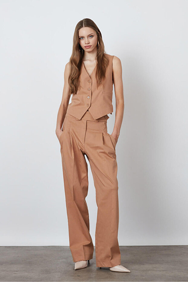 Kemer Detaylı Pantolon - 1