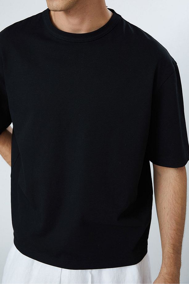 Relaxed Fit Tshirt - 4