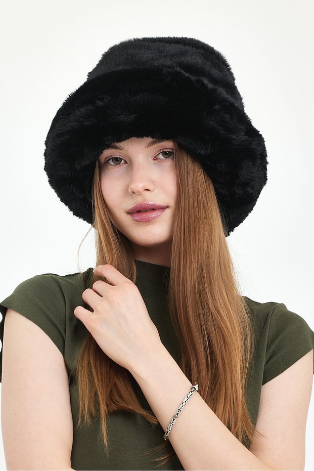 Cupcake Winter Women's Trendy Plush Black Faux Fur Plush Bucket Hat (58-60 cm)