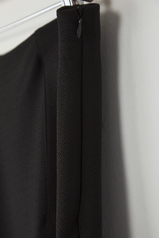 Siyah Culotte Fit Kesik Detaylı Yüksek Bel Örme Büyük Beden Pantolon TBBSS25AR00041 - 7