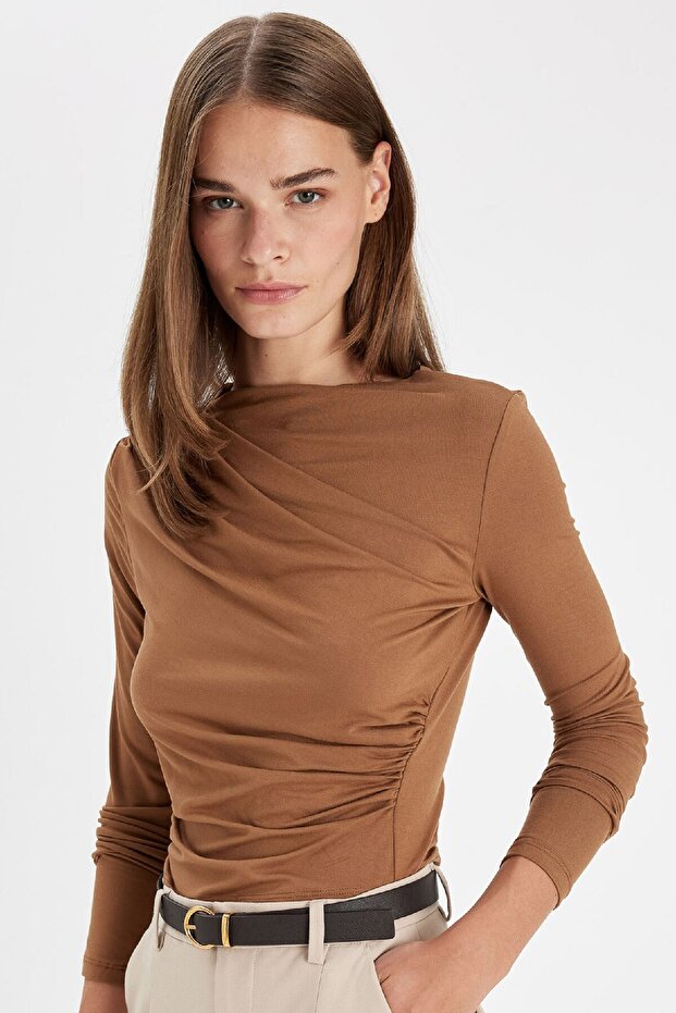 Slim Fit Tight Fit Boat Neck Basic Plain Long Sleeve Blouse D5300Ax24Au